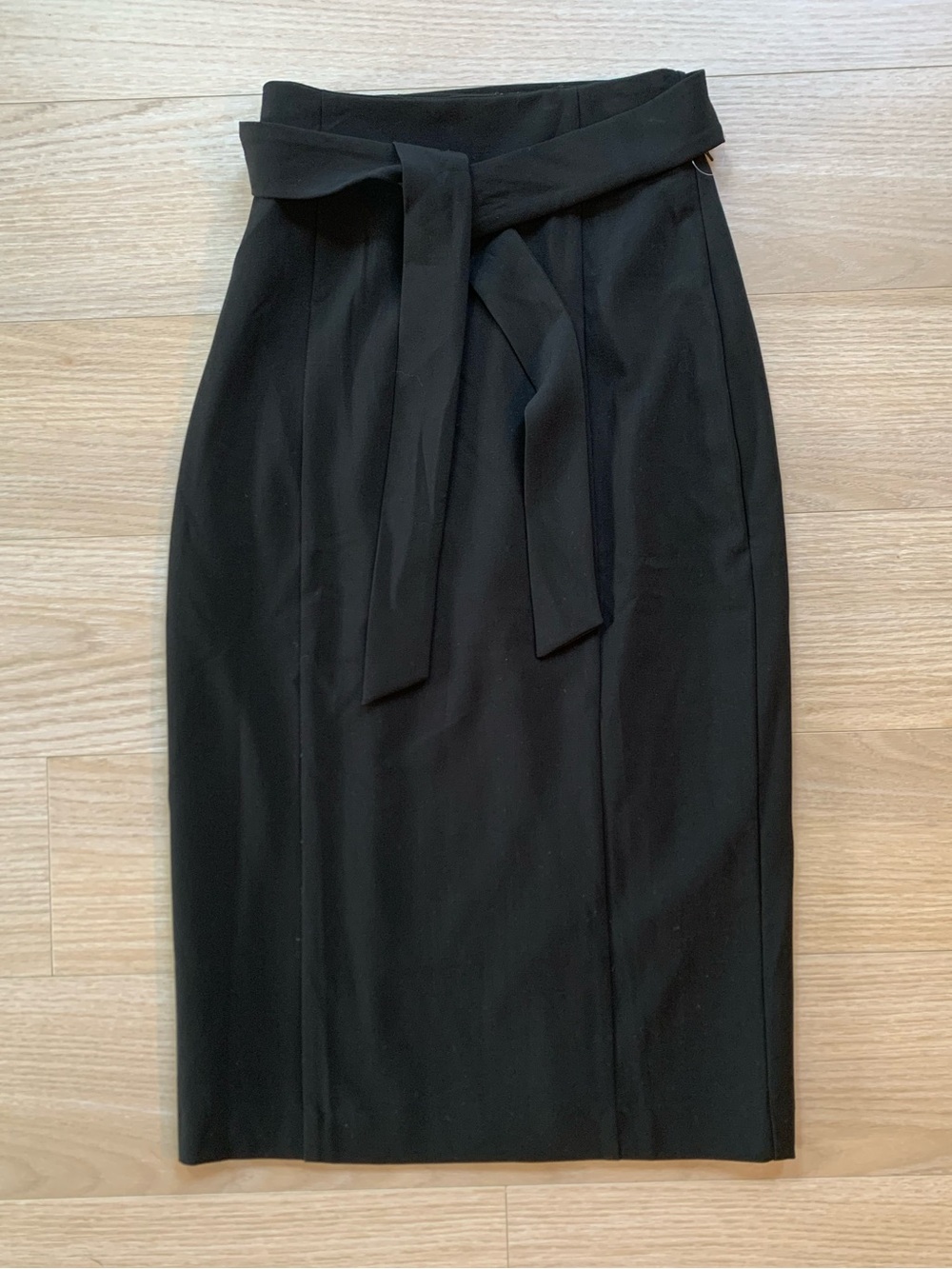 Banana Republic Tie Waist Midi Skirt NWOT Size 2
